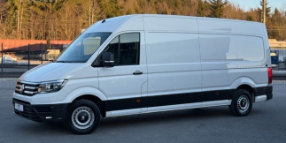 Montaż osłony silnika w Volkswagenie Crafterze